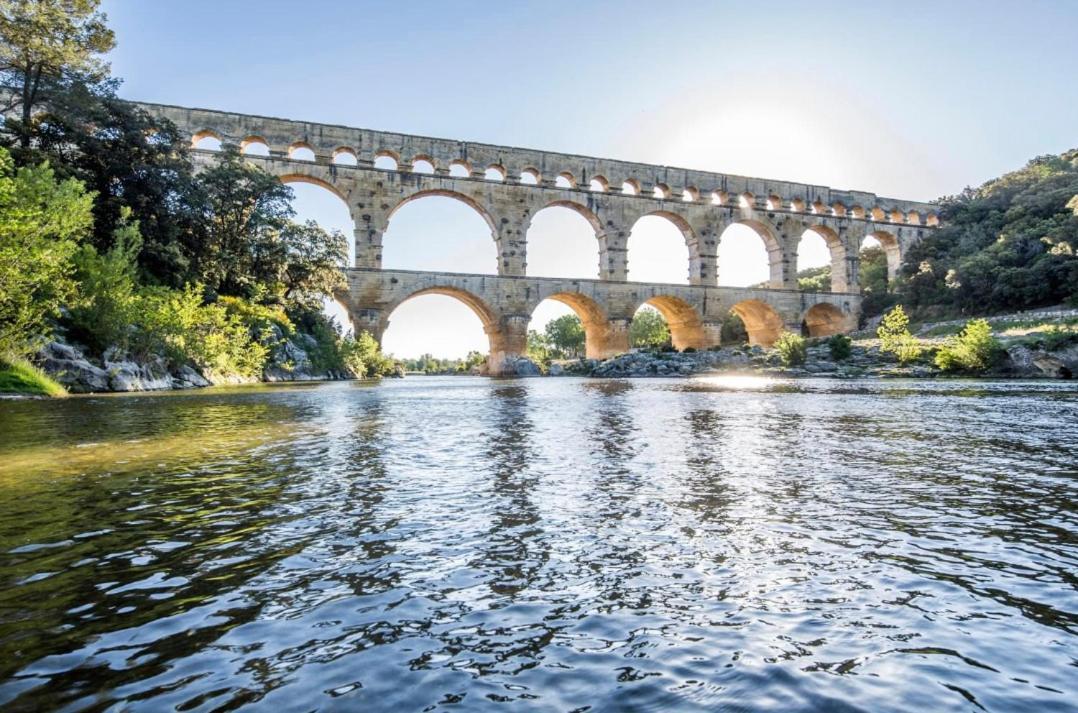 Studio Havre De Paix Au Pont Du Gard Piscine Et Jacuzzi Chez Valerie Payre Vers-Pont-du-Gard Eksteriør billede